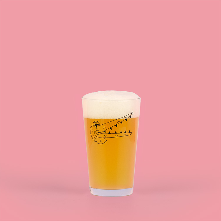 Magazine Cover Bundle inc 1 x 500ml can of Magazine Cover Pale Ale, 1 x black croc half pint glass, 1 x Magazine Cover T Shirt